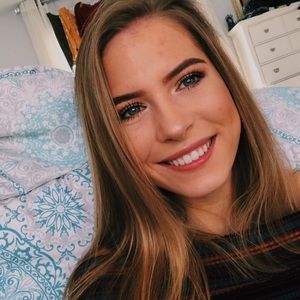 Meet your Posher, Mallory